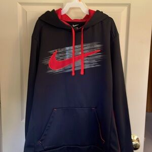 Nike therma fit hoodie